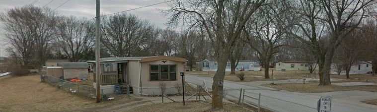 Villa Village: 2404 N 8th St, Red Oak, IA 51566